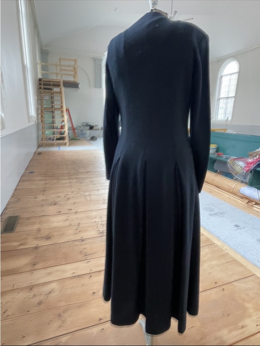 Classic Black Button-Front Women's Dress - Picture 3 of 4